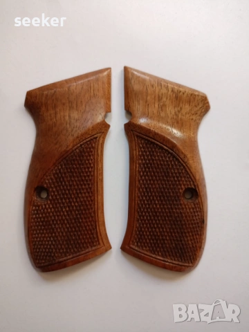 Орехови чирени за ЧЗ / CZ 75 D compact