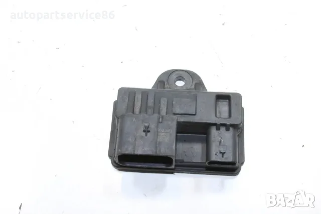 Реле за подгревни свещи за BMW F10 F11 530Xd (2012) 7823290