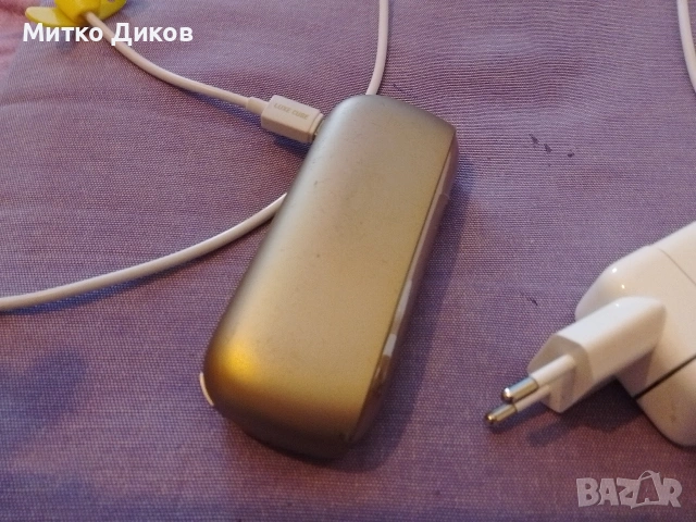 Iqos златен цвят с кутия-зарядно, снимка 7 - Електронни цигари - 52905184