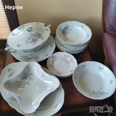Порцеланов сервиз за хранене