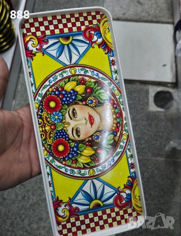 подноси табли