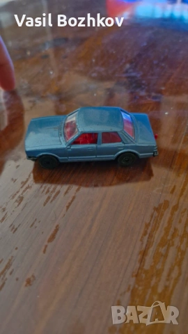 Ford Cortina