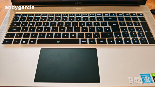 Gigabye AERO 17/Intel Core i7 12700H/NVidia RTX 3070ti 8GB/16G RAM/512 SSD/4K 120hz HDR1000 Mini LED, снимка 2 - Лаптопи за игри - 53484243