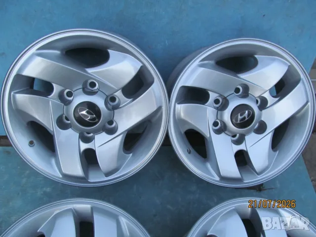 Оригинални Алуминиеви джанти за Hyundai Terracan  6 x 139,7mm ,централен отвор 106,1 mm , ET 25 ,7J , снимка 2 - Гуми и джанти - 55395621