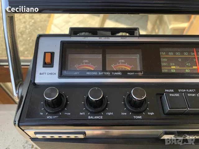 радиокасетофон SANKEI TCR-1000H(Japan) , снимка 7 - Радиокасетофони, транзистори - 55554936
