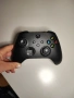Безжичен контролер Microsoft - Black (Xbox One/Series S/X), снимка 1