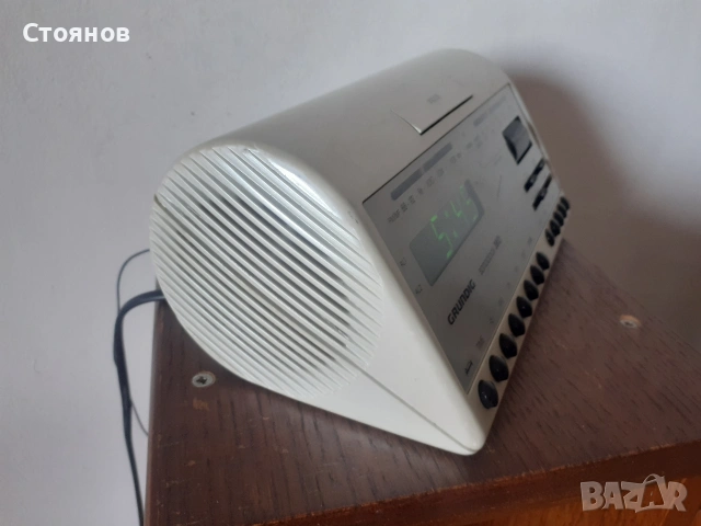 GRUNDIG Sonocloc 380 Germany, снимка 6 - Радиокасетофони, транзистори - 54665150