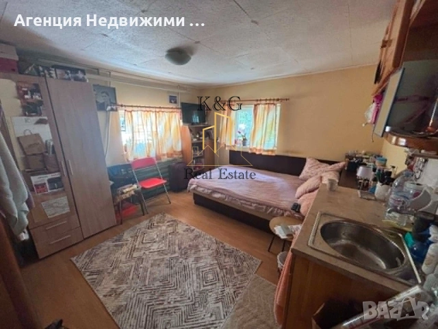 Двуетажна масивна къща в кв " Житница " , снимка 7 - Къщи - 54943195