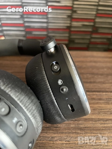 Безжични слушалки AKG Y500 Wireless Bluetooth Over-Ear 
, снимка 6 - Bluetooth слушалки - 55570873
