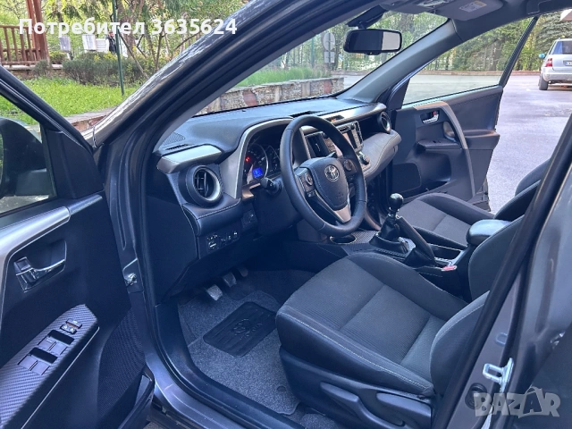Toyota Rav4 2.0 D-4D, 124к.с., ПЪЛНА СЕРВ. ИСТОРИЯ, КАТО НОВА, снимка 6 - Автомобили и джипове - 54315488
