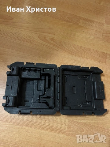 Куфар и щипка за лазер DeWalt , снимка 2 - Други инструменти - 54270064