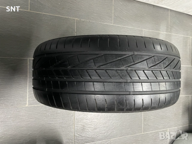 Лятна гума GOODYEAR 245/45/19 1бр., снимка 4 - Гуми и джанти - 54553361