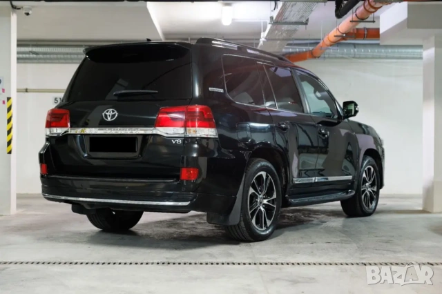 Toyota Land Cruiser 200, V8 - 5.7 L., снимка 5 - Rent a car - 54834188