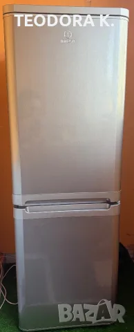 Хладилник Indesit с фризер