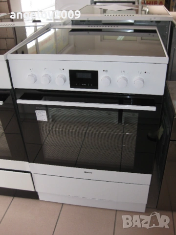 Готварска печка с индукционен плот GRAM, снимка 3 - Печки, фурни - 54155452