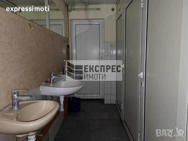 Парцел със склад, снимка 9 - Складове - 54780781
