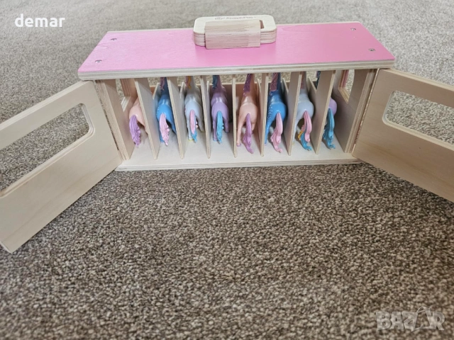 Дървен комплект за игра с конюшня, 8 броя еднорози, снимка 4 - Образователни игри - 54028967