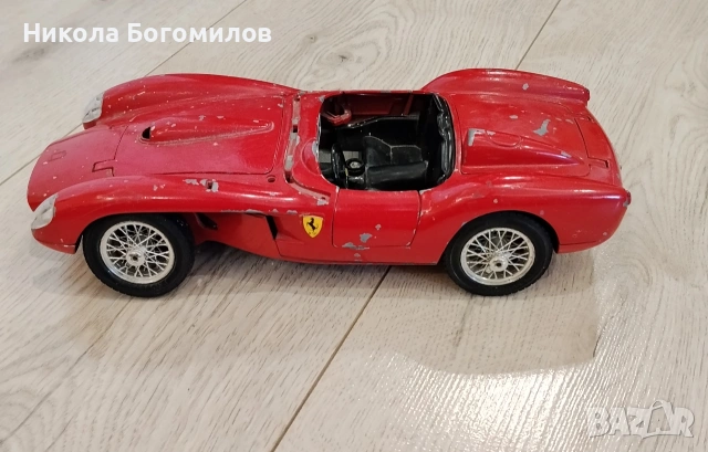 Ferrari 250 Testa Rossa (1957) Burago 1:18, снимка 3 - Колекции - 54428235