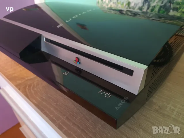 ПЕРФЕКТЕН Original Sony Playstation 3 с постоянен хак, колекционерски ПЛЕЙСТЕЙШЪН PS3 Fat Piano lack, снимка 3 - PlayStation конзоли - 55414022