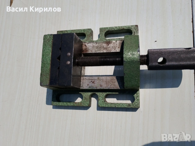 Менгеме от Стойка за а Бормашина , снимка 3 - Бормашини - 54802337