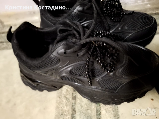 Черни сладки маратонки , снимка 2 - Маратонки - 54337047