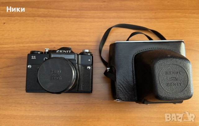 Продавам фотоапарат ZENIT 11 с обектив NELIOS - 44M - 4 и оригинален калъф.