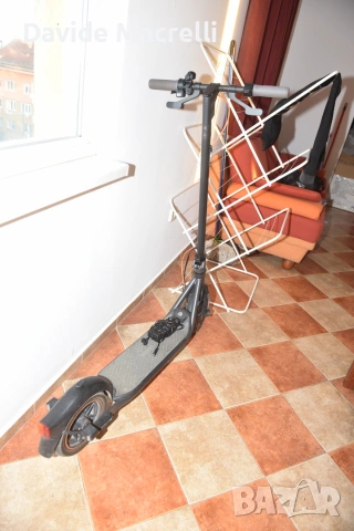 Продавам Segway-Ninebot F40I – с мигачи, гуми 10", отлично състояние, снимка 4 - Велосипеди - 55104713