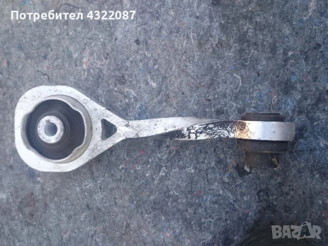 Тампон двигател / кутия  Рено Клио 2 1.5 ДЦИ 65к.с 2003г. / Renault Clio 2 1.5 DCI, снимка 4 - Части - 54493468
