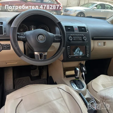 лек автомобил VW Touran
2011, бензин/метан