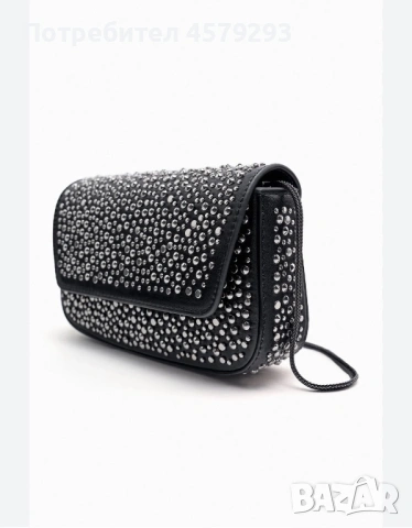 Чанта в черно с капси Зара