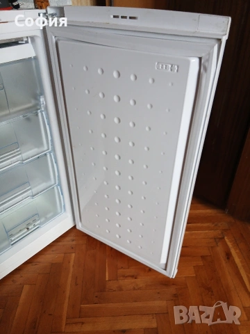 вертикален фризер beko, снимка 3 - Фризери - 54930748