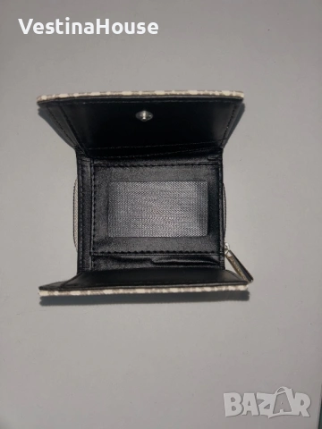 Дамско портмоне Michael Kors, снимка 2 - Портфейли, портмонета - 54171210