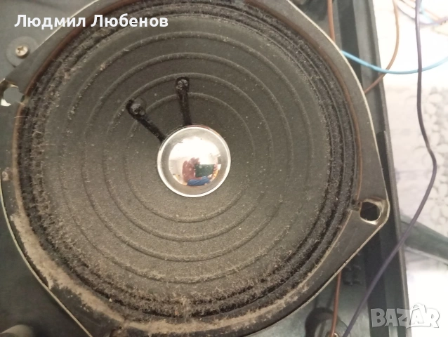Комплект качествени 4" 8ватa,4омa широколентови говорители с пищялки предна част от касетофонa