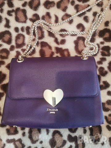 маркова дамска чанта