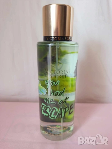 Парфюмен боди мист спрей Victoria's secrets 250 мл. You had me at Escape, Love spell, снимка 2 - Дамски парфюми - 54666129
