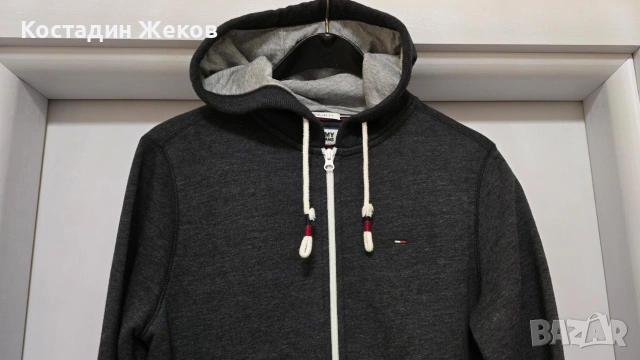 Суитшърт оригинален. Като нов. TOMMY JEANS , снимка 3 - Спортни дрехи, екипи - 54477428