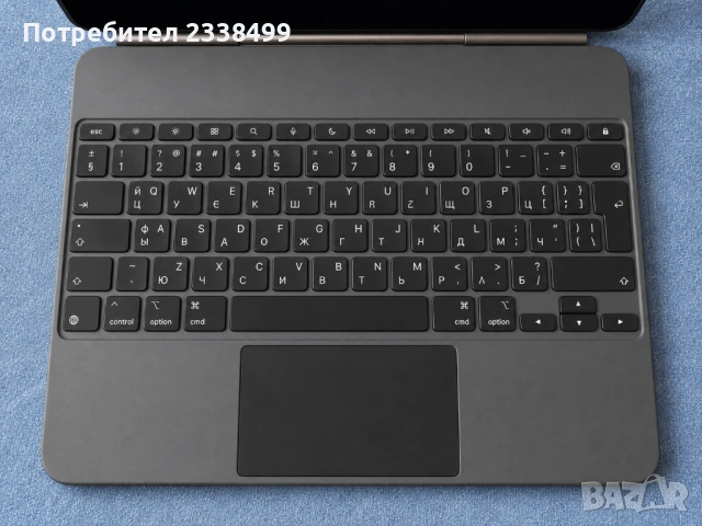 Ipad Air M3 13 inch 256 GB с Apple Magic клавиатура с БДС, снимка 2 - Apple iPhone - 54777797
