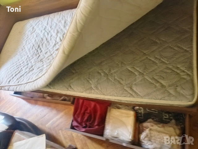 единично легло с два матрака и две шкафчета , снимка 7 - Спални и легла - 54501527