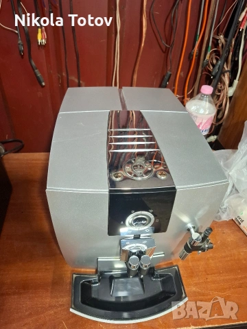 Продава се кафемашина Jura impressa J5. , снимка 2 - Кафемашини - 54629322