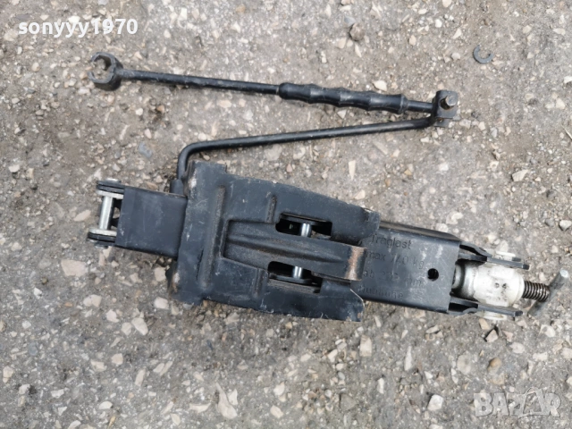 VOLKSWAGEN-КРИК С ВЪРТОК 3005261819H2E6R, снимка 4 - Аксесоари и консумативи - 54721744