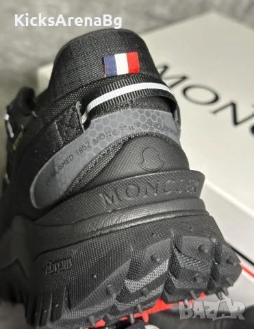 Обувки Moncler Trailgrip GTX, снимка 2 - Маратонки - 54619796