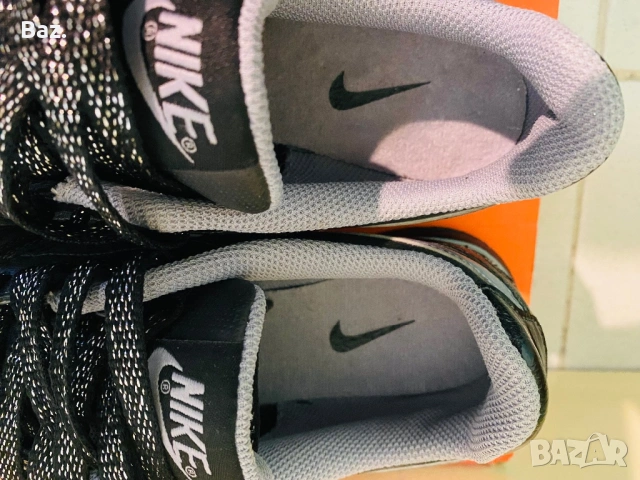 Дамски  маратонки  NIKE ,  номер  38, снимка 8 - Маратонки - 46806932