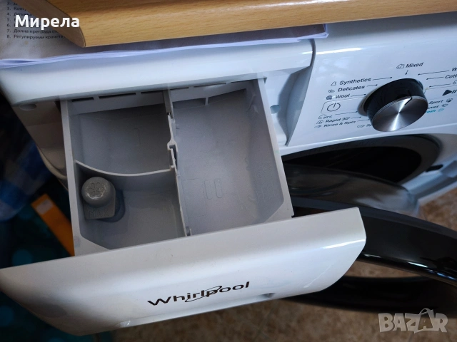 Спешно продавам пералня Whirlpool 6th sense, снимка 3 - Перални - 55252922