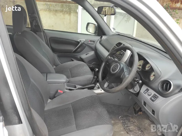 Toyota Rav4 2.0vvti 150кс - На части, снимка 8 - Автомобили и джипове - 55304198