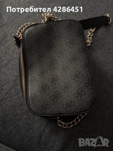 Чанта на Guess , снимка 3 - Чанти - 54625726
