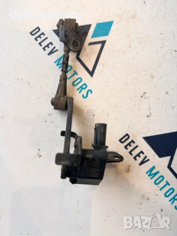 l8a2-3c279-ba заден ляв сензор за нивото на фар от Land Rover Range Rover Velar (L560) 3.0 D , снимка 2 - Части - 55226483