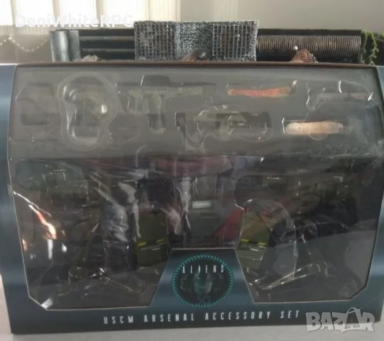 Продавам фигури Neca нови