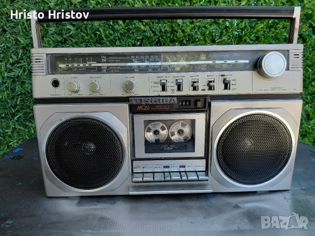 Радиокасетофон ( TOSHIBA RT-7760)