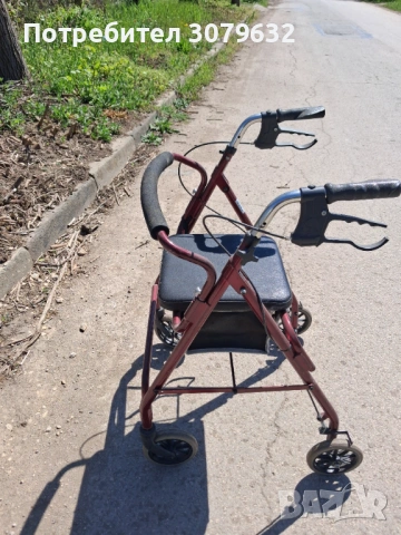 Проходилка, снимка 2 - Ролатори - 54333563