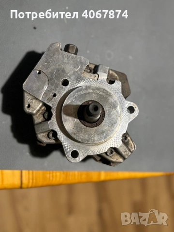 Помпа за бмв 320d 163hp, снимка 2 - Части - 54062812